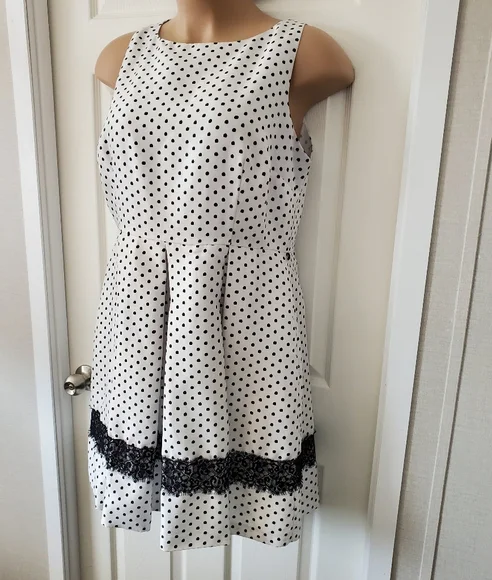 Danny And Nicole Polka Dot Dress - Picture 3 of 16